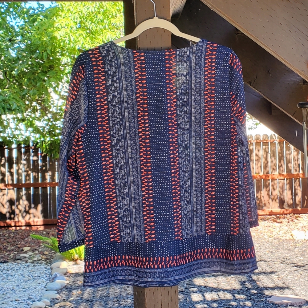 EUC - Skies Are Blue | 3/4 Sleeve Blouse Size M - Picture 2 of 9